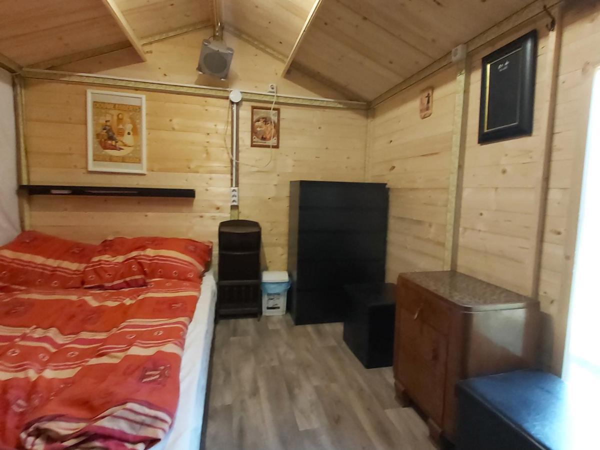 Relax Bungalow Terrace, Glamping Fahaz 시오포크 외부 사진