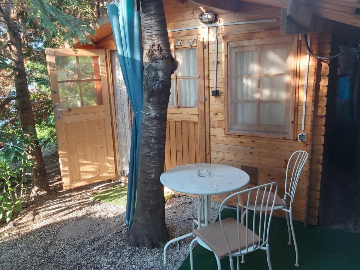 Relax Bungalow Terrace, Glamping Fahaz 시오포크 외부 사진